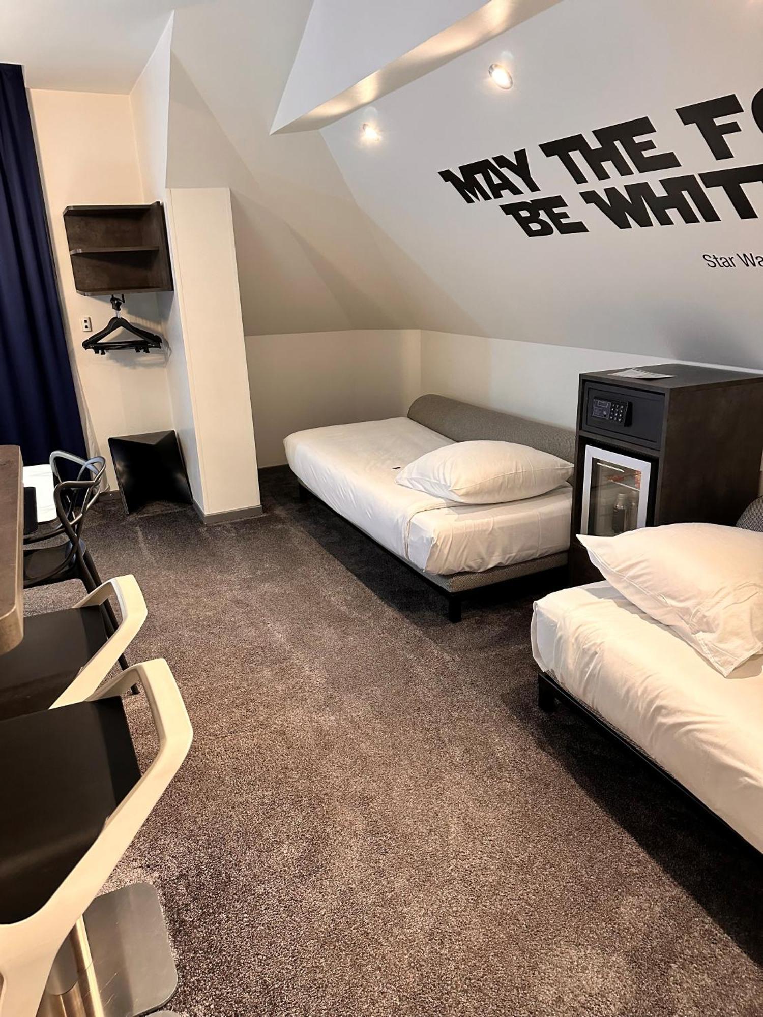 Hotel Kyriad Rennes Centre Gare Kültér fotó