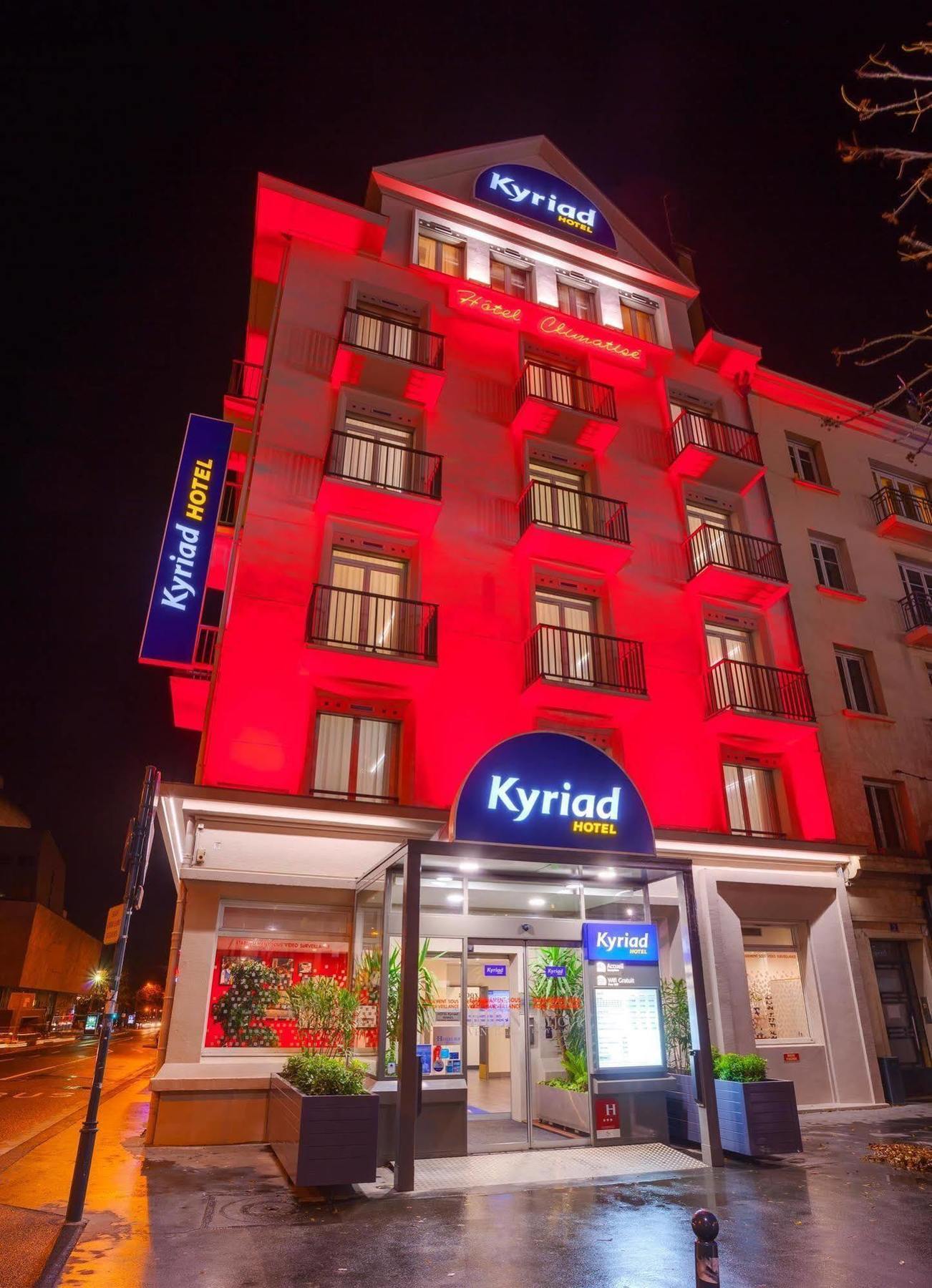 Hotel Kyriad Rennes Centre Gare Kültér fotó